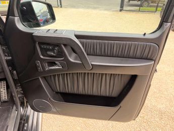Mercedes-Benz G Class 5.5 G63 V8 BiTurbo AMG SUV 5dr Petrol SpdS+7GT 4WD Euro 5 (s/s) 