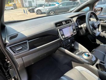 NISSAN LEAF Leaf Tekna Electric 110Kw 39kWh (AUTOMATIC) 5dr