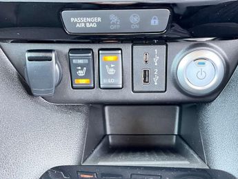 NISSAN LEAF Leaf Tekna Electric 110Kw 39kWh (AUTOMATIC) 5dr