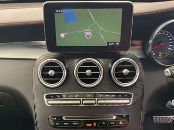 MERCEDES-BENZ GLC 3.0 GLC43 V6 AMG (Premium Plus) SUV 5dr Petrol G-Tronic 4MATIC E