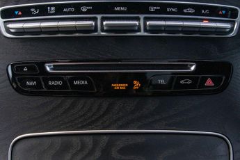 MERCEDES-BENZ GLC 3.0 GLC43 V6 AMG (Premium Plus) SUV 5dr Petrol G-Tronic 4MATIC E