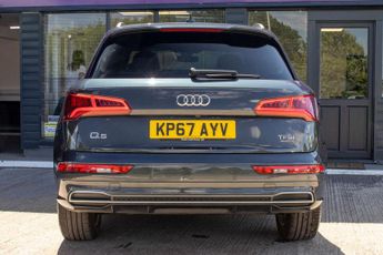 AUDI Q5 2.0 TFSI S line SUV 5dr Petrol S Tronic quattro Euro 6 (s/s) (25