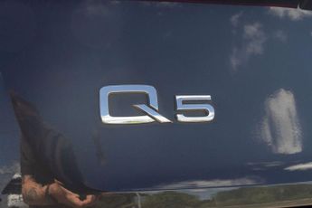 AUDI Q5 2.0 TFSI S line SUV 5dr Petrol S Tronic quattro Euro 6 (s/s) (25