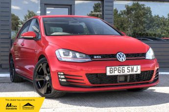 Volkswagen Golf GTi 2.0 TSI BlueMotion Tech GTI Hatchback 5dr Petrol DSG Euro 6 (s/s