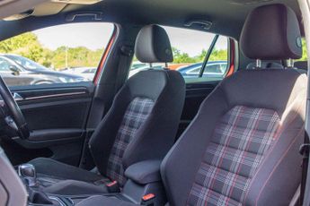 VOLKSWAGEN GOLF 2.0 TSI BlueMotion Tech GTI Hatchback 5dr Petrol DSG Euro 6 (s/s