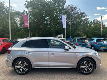 AUDI Q5 2.0 Q5 PHEV Competition 55 TFSI E Quattro Semi-Auto 4WD 5dr
