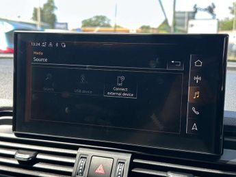 AUDI Q5 2.0 Q5 PHEV Competition 55 TFSI E Quattro Semi-Auto 4WD 5dr