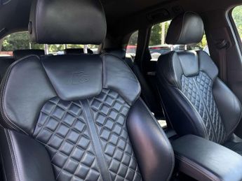 AUDI Q5 2.0 Q5 PHEV Competition 55 TFSI E Quattro Semi-Auto 4WD 5dr