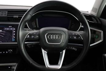 Audi Q3 1.5 TFSI CoD 35 Sport SUV 5dr Petrol S Tronic Euro 6 (s/s) (150 