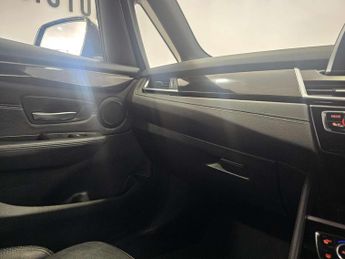BMW 2 SERIES 2.0 220d M Sport Auto 5dr