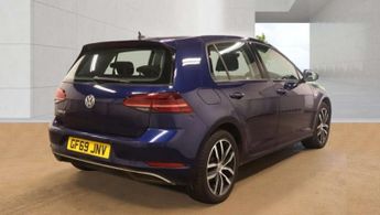 Volkswagen e-Golf 35.8kWh e-Golf Hatchback 5dr Electric Auto (136 ps)