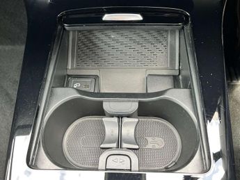 MERCEDES-BENZ A-CLASS 1.5 A 180 AMG Line Executive D Auto 5dr