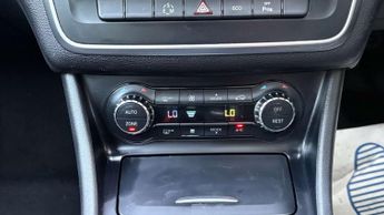 MERCEDES-BENZ CLA 2.1 CLA220 CDI AMG Sport Coupe 4dr Diesel 7G-DCT Euro 6 (s/s) (1