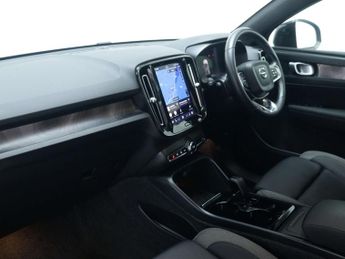 VOLVO C40 Recharge 69kWh Core SUV 5dr Electric Auto (231 ps)