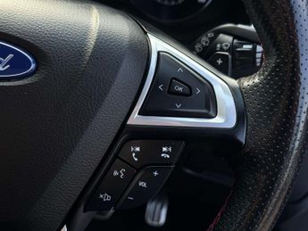 FORD S-MAX 2.0 S-Max ST-Line EcoBlue Auto 5dr