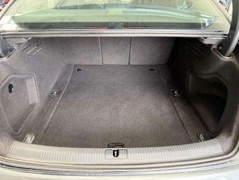 AUDI A4 2.0 A4 S Line TDI Semi-Auto 4dr
