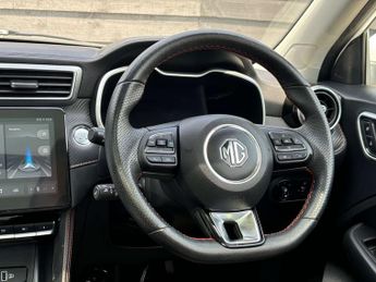 MG ZS MG ZS Trophy EV 5dr