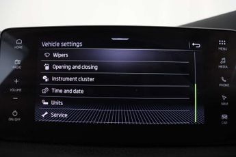 Skoda Kamiq 1.0 TSI Design Edition SUV 5dr Petrol DSG Euro 6 (s/s) (116 ps)