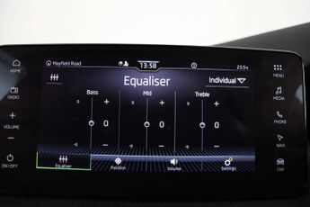 Skoda Kamiq 1.0 TSI Design Edition SUV 5dr Petrol DSG Euro 6 (s/s) (116 ps)
