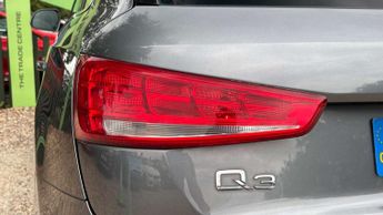 AUDI Q3 2.0 TDI SE SUV 5dr Diesel S Tronic quattro Euro 5 (s/s) (177 ps)