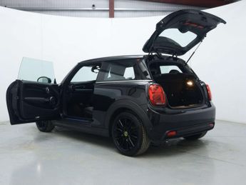 MINI Electric Hatch Cooper SE 32.6kWh Level 2 Hatchback 3dr Electric Auto (184 ps)