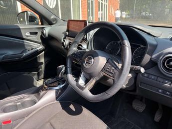 NISSAN JUKE 1.0 Juke N-Connecta DiG-T Semi-Auto 5dr