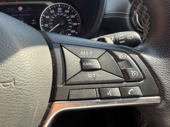 NISSAN JUKE 1.0 Juke N-Connecta DiG-T Semi-Auto 5dr