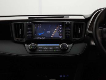 TOYOTA RAV4 2.5 RAV4 Icon Tech TSS HEV 4x2 CVT 5dr