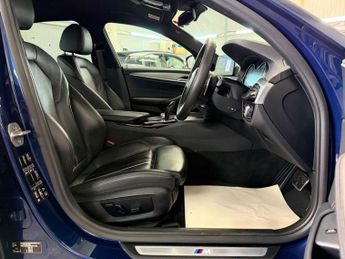BMW 5 SERIES 2.0 520d xDrive M Sport Auto 4WD 4dr