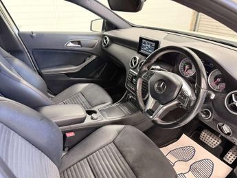 Mercedes-Benz A-CLASS 1.8 A200 BlueEfficiency AMG Sport CDi Auto 5dr