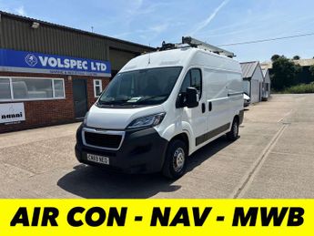 Peugeot Boxer 2.0 BlueHDi 335 Professional Panel Van 5dr Diesel Manual L2 H2 E