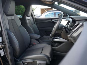 Audi Q4 e-tron 40 S line SUV 5dr Electric Auto 82kWh (204 ps)