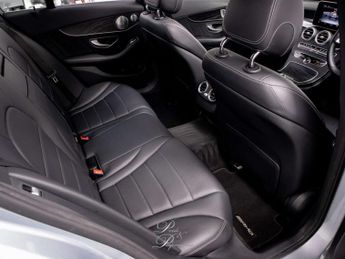 MERCEDES-BENZ C-CLASS 2.1 C250 D AMG Line Premium+ Auto 5dr