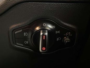 AUDI Q5 2.0 Q5 S Line+ TDI Quattro Auto 4WD 5dr