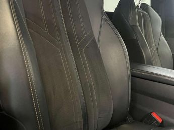 PEUGEOT 3008 1.2 3008 GT Premium PureTech S/S Auto 5dr