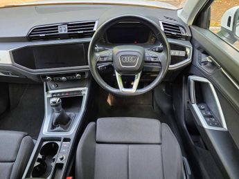AUDI Q3 1.5 Q3 Sport 35 TFSI 5dr