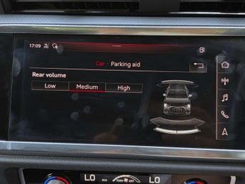 AUDI Q3 1.5 Q3 Sport 35 TFSI 5dr