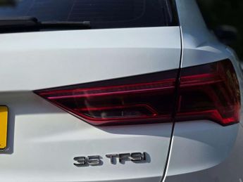 AUDI Q3 1.5 Q3 Sport 35 TFSI 5dr