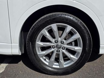 AUDI Q3 1.5 Q3 Sport 35 TFSI 5dr