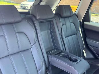 Land Rover RANGE ROVER SPORT 3.0 Range Rover Sport HSE Dynamic SDV6 Auto 4WD 5dr