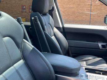 Land Rover RANGE ROVER SPORT 3.0 Range Rover Sport HSE SDV6 Auto 4WD 5dr