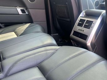 Land Rover RANGE ROVER SPORT 3.0 Range Rover Sport HSE SDV6 Auto 4WD 5dr