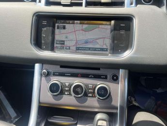 Land Rover RANGE ROVER SPORT 3.0 Range Rover Sport HSE SDV6 Auto 4WD 5dr