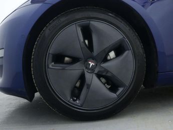 TESLA MODEL 3 (Dual Motor) Long Range Saloon 4dr Electric Auto 4WDE (346 ps)