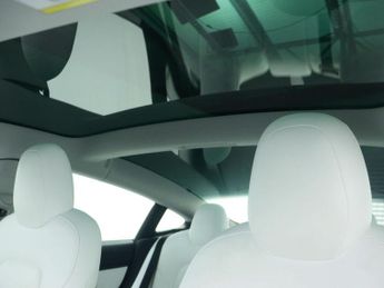TESLA MODEL 3 (Dual Motor) Long Range Saloon 4dr Electric Auto 4WDE (346 ps)