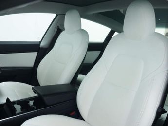 TESLA MODEL 3 (Dual Motor) Long Range Saloon 4dr Electric Auto 4WDE (346 ps)