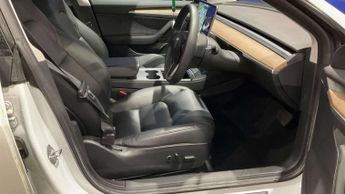 TESLA MODEL 3 (Dual Motor) Long Range Saloon 4dr Electric Auto 4WDE (346 ps)