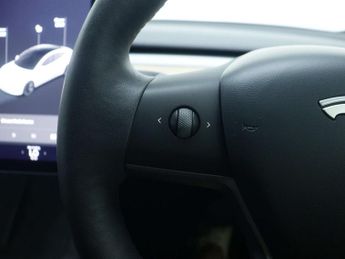 TESLA MODEL 3 (Dual Motor) Long Range Saloon 4dr Electric Auto 4WDE (346 ps)
