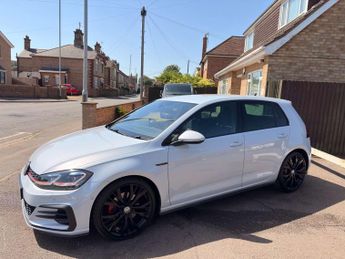 VOLKSWAGEN GOLF 2.0 Golf GTi TSi Semi-Auto 5dr