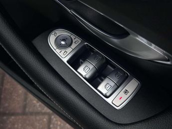 MERCEDES-BENZ E-CLASS 2.0 E 220 D AMG Line Premium Auto 2dr